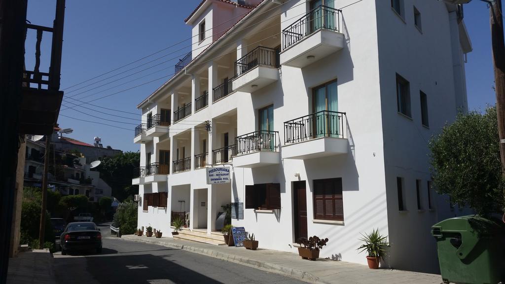 Pissouriana Hotel Apartments エクステリア 写真